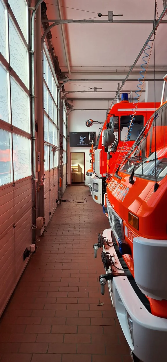 Fahrzeughalle.jpeg